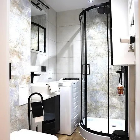 Apartament Przytulne Studio W Centrum/ Centrum Kongresowe Ice